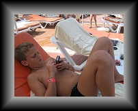 IMG_0334 * 3648 x 2736 * (3.68MB)