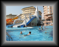 IMG_0352 * 3648 x 2736 * (4.76MB)