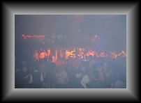 104_Party * 640 x 427 * (24KB)