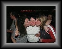 121_Party * 640 x 480 * (47KB)