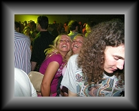122_Party * 640 x 480 * (74KB)