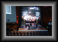 127_Party * 640 x 427 * (50KB)