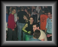 133_Party * 640 x 480 * (48KB)